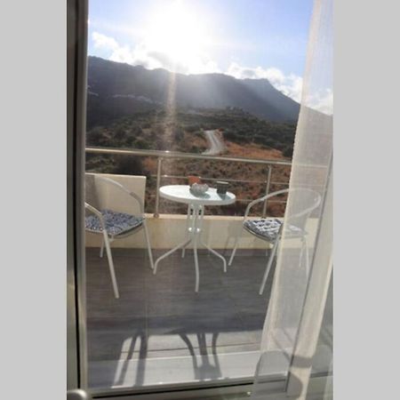 360° View Suites Tan Neápolis 外观 照片