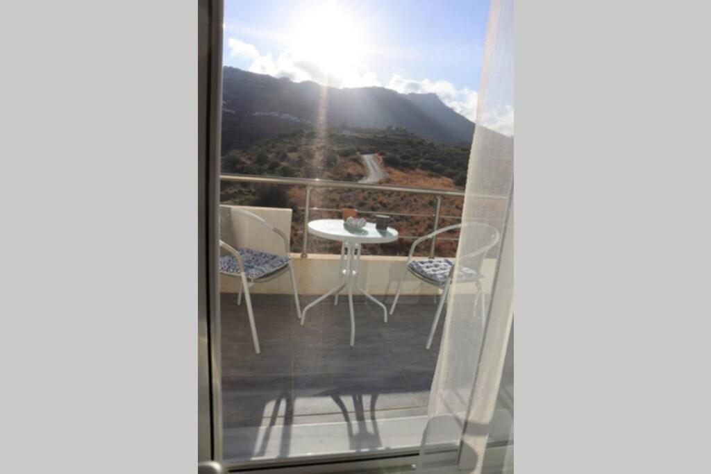 360° View Suites Tan Neápolis 外观 照片