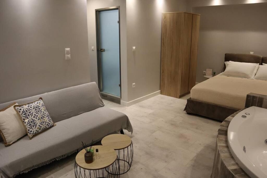 360° View Suites Tan Neápolis 外观 照片